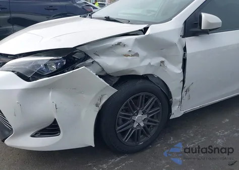2018 Toyota Corolla Le из США, поврежденный, VIN 5YFBURHE5JP773782